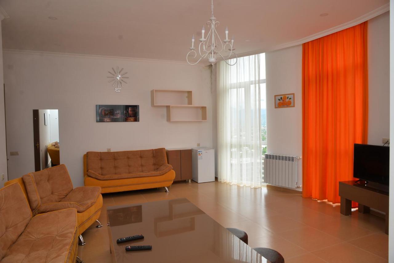 Orange Home Hotel Batumi Eksteriør billede
